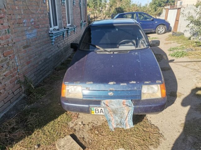 Синий ЗАЗ 1103 Славута, объемом двигателя 1 л и пробегом 190 тыс. км за 728 $, фото 1 на Automoto.ua