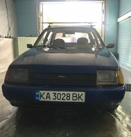 Синий ЗАЗ 1103 Славута, объемом двигателя 1.5 л и пробегом 260 тыс. км за 650 $, фото 1 на Automoto.ua