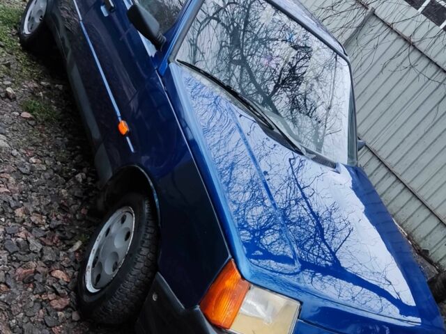 Синий ЗАЗ 1103 Славута, объемом двигателя 1.2 л и пробегом 90 тыс. км за 700 $, фото 1 на Automoto.ua