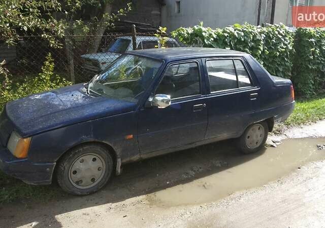 Синий ЗАЗ 1103 Славута, объемом двигателя 1.2 л и пробегом 36 тыс. км за 1200 $, фото 1 на Automoto.ua