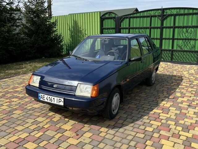 Синий ЗАЗ 1103 Славута, объемом двигателя 1.1 л и пробегом 46 тыс. км за 1350 $, фото 1 на Automoto.ua