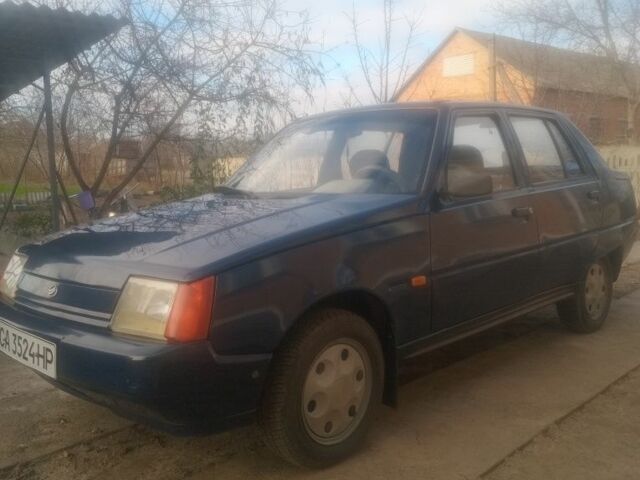 Синій ЗАЗ 1103 Славута, об'ємом двигуна 3 л та пробігом 97 тис. км за 1000 $, фото 1 на Automoto.ua