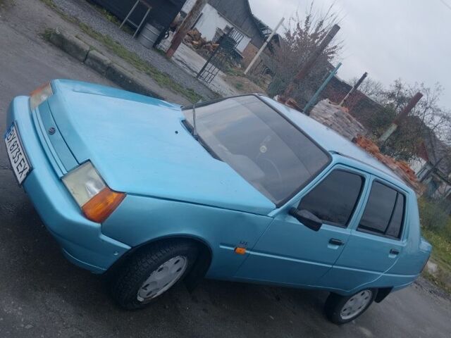 Синий ЗАЗ 1103 Славута, объемом двигателя 1.2 л и пробегом 100 тыс. км за 850 $, фото 1 на Automoto.ua