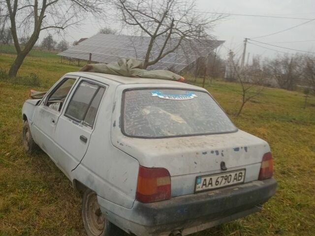 Синій ЗАЗ 1103 Славута, об'ємом двигуна 0 л та пробігом 1000 тис. км за 200 $, фото 1 на Automoto.ua