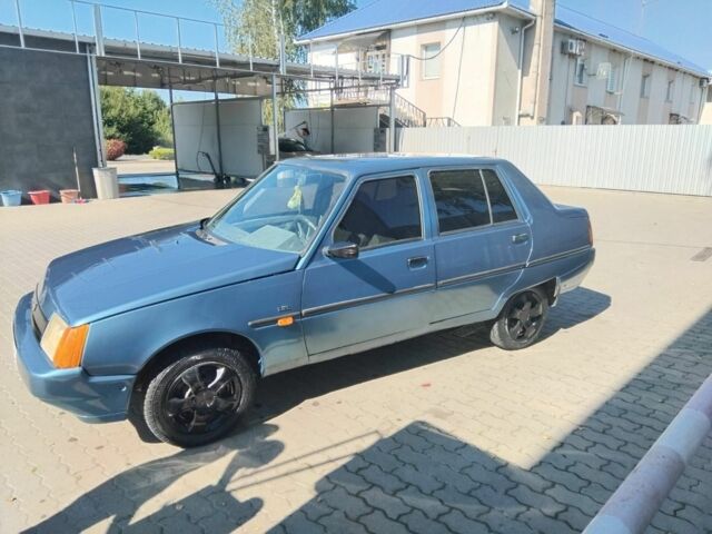 Синий ЗАЗ 1103 Славута, объемом двигателя 1 л и пробегом 120 тыс. км за 581 $, фото 1 на Automoto.ua