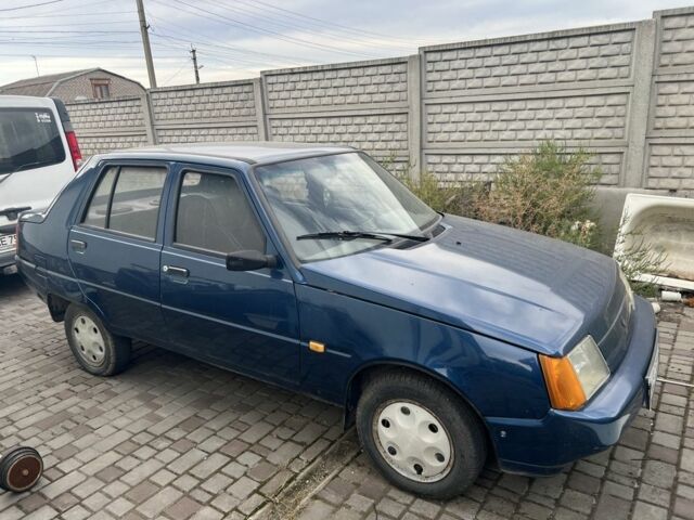 Синий ЗАЗ 1103 Славута, объемом двигателя 1.2 л и пробегом 157 тыс. км за 1200 $, фото 1 на Automoto.ua