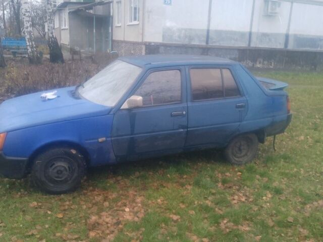 Синий ЗАЗ 1103 Славута, объемом двигателя 1.2 л и пробегом 123 тыс. км за 357 $, фото 1 на Automoto.ua