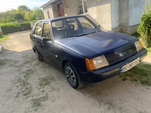 Синий ЗАЗ 1103 Славута, объемом двигателя 1.2 л и пробегом 177 тыс. км за 500 $, фото 1 на Automoto.ua