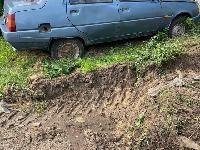 Синий ЗАЗ 1103 Славута, объемом двигателя 0 л и пробегом 119 тыс. км за 12000 $, фото 1 на Automoto.ua