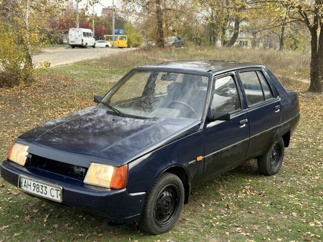 Синій ЗАЗ 1103 Славута, об'ємом двигуна 1.2 л та пробігом 150 тис. км за 400 $, фото 1 на Automoto.ua