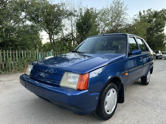 Синий ЗАЗ 1103 Славута, объемом двигателя 1.3 л и пробегом 87 тыс. км за 1900 $, фото 1 на Automoto.ua