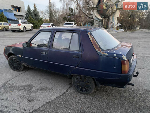 Синий ЗАЗ 1103 Славута, объемом двигателя 1.2 л и пробегом 388 тыс. км за 650 $, фото 1 на Automoto.ua