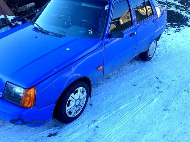 Синій ЗАЗ 1103 Славута, об'ємом двигуна 1.2 л та пробігом 150 тис. км за 900 $, фото 1 на Automoto.ua