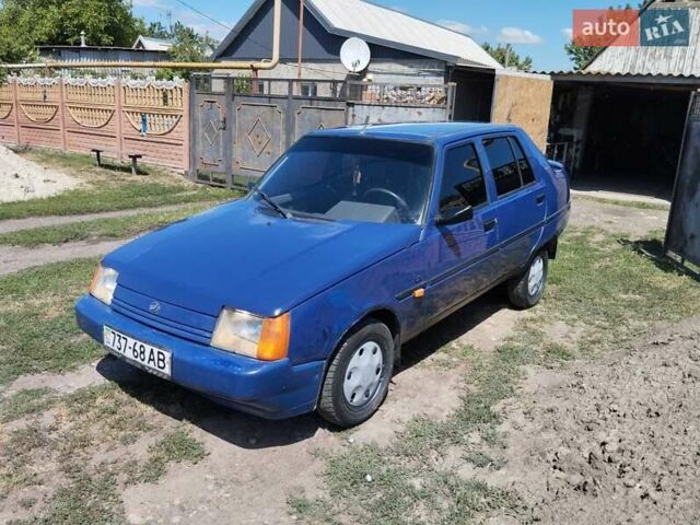Синій ЗАЗ 1103 Славута, об'ємом двигуна 1.2 л та пробігом 258 тис. км за 901 $, фото 1 на Automoto.ua
