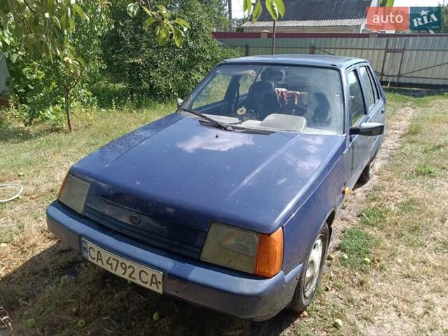 Синий ЗАЗ 1103 Славута, объемом двигателя 1.2 л и пробегом 62 тыс. км за 700 $, фото 1 на Automoto.ua