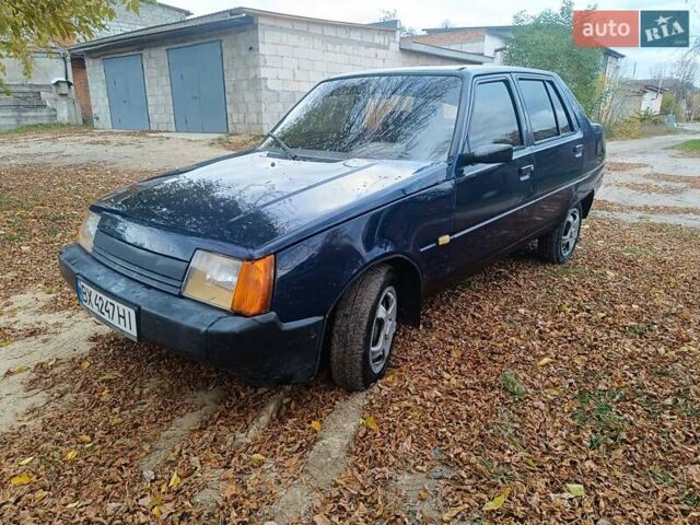 ЗАЗ 1103 Славута 2005 в Славуте на Automoto.ua Синий ЗАЗ 1103 Славута, объемом двигателя 1.2 л и пробегом 191 тыс. км за 800 $, фото 1 на Automoto.ua