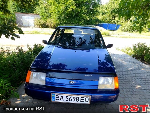 Синий ЗАЗ 1103 Славута, объемом двигателя 1.2 л и пробегом 57 тыс. км за 1250 $, фото 1 на Automoto.ua