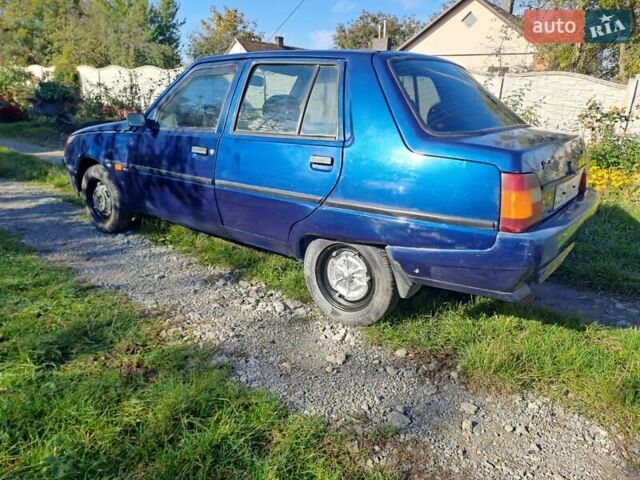 Синій ЗАЗ 1103 Славута, об'ємом двигуна 1.2 л та пробігом 222 тис. км за 800 $, фото 1 на Automoto.ua