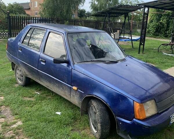Синий ЗАЗ 1103 Славута, объемом двигателя 1.2 л и пробегом 80 тыс. км за 450 $, фото 1 на Automoto.ua