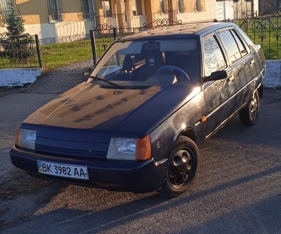 Синій ЗАЗ 1103 Славута, об'ємом двигуна 0 л та пробігом 134 тис. км за 1000 $, фото 1 на Automoto.ua