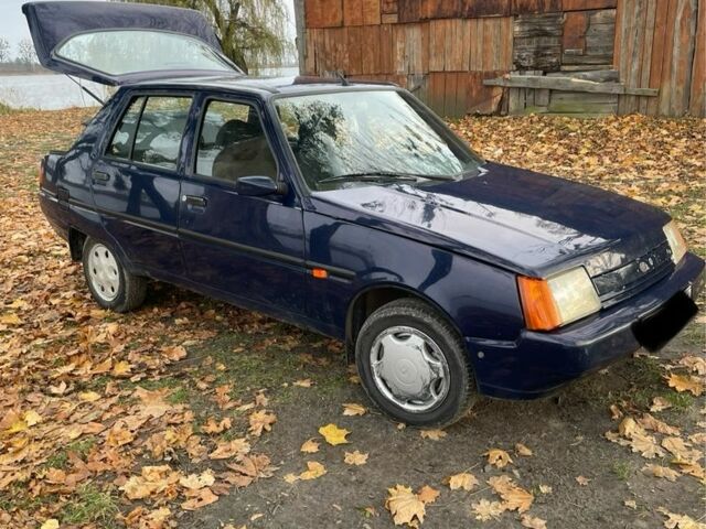 Синий ЗАЗ 1103 Славута, объемом двигателя 0 л и пробегом 170 тыс. км за 1150 $, фото 1 на Automoto.ua