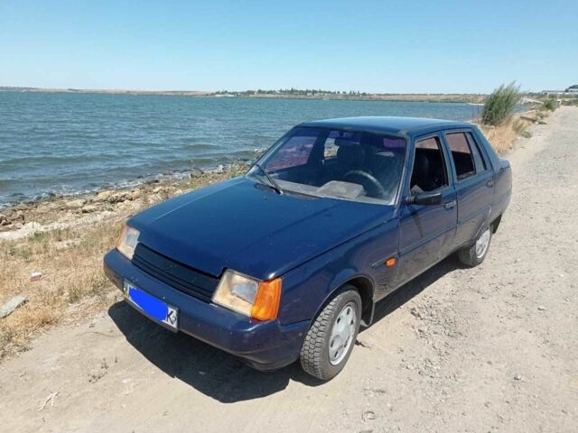Синій ЗАЗ 1103 Славута, об'ємом двигуна 1.2 л та пробігом 190 тис. км за 850 $, фото 1 на Automoto.ua