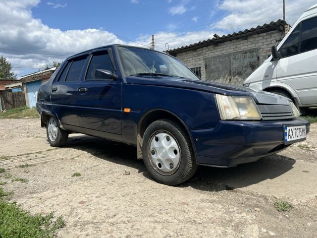 Синий ЗАЗ 1103 Славута, объемом двигателя 1.2 л и пробегом 153 тыс. км за 1078 $, фото 1 на Automoto.ua