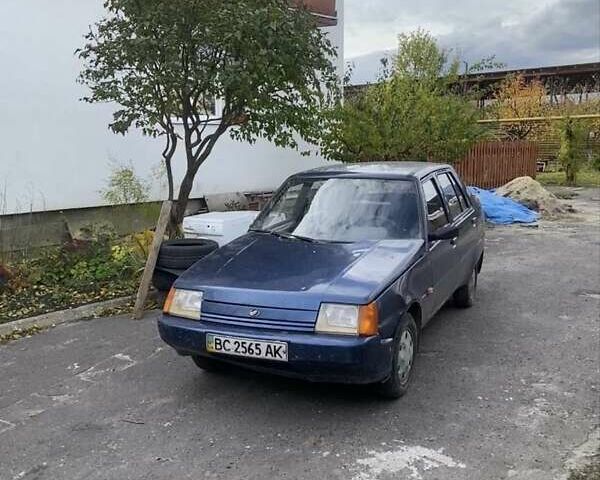 Синий ЗАЗ 1103 Славута, объемом двигателя 1.2 л и пробегом 1000 тыс. км за 680 $, фото 1 на Automoto.ua