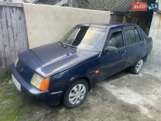 Синий ЗАЗ 1103 Славута, объемом двигателя 1.2 л и пробегом 237 тыс. км за 850 $, фото 1 на Automoto.ua