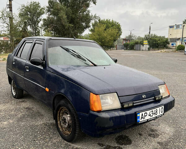 Синий ЗАЗ 1103 Славута, объемом двигателя 1.2 л и пробегом 120 тыс. км за 900 $, фото 1 на Automoto.ua