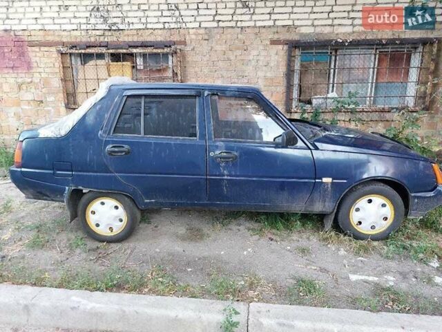 Синий ЗАЗ 1103 Славута, объемом двигателя 1.2 л и пробегом 135 тыс. км за 600 $, фото 1 на Automoto.ua