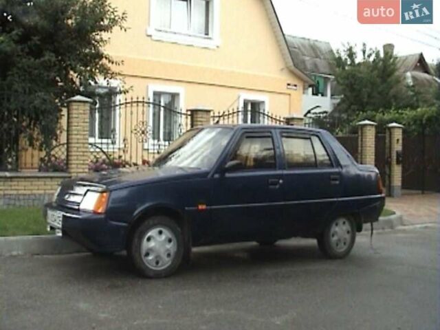 Синий ЗАЗ 1103 Славута, объемом двигателя 1.2 л и пробегом 55 тыс. км за 1200 $, фото 1 на Automoto.ua