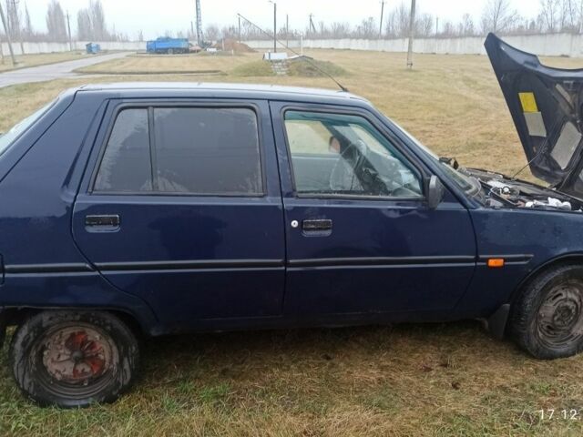 Синий ЗАЗ 1103 Славута, объемом двигателя 1.2 л и пробегом 150 тыс. км за 800 $, фото 1 на Automoto.ua