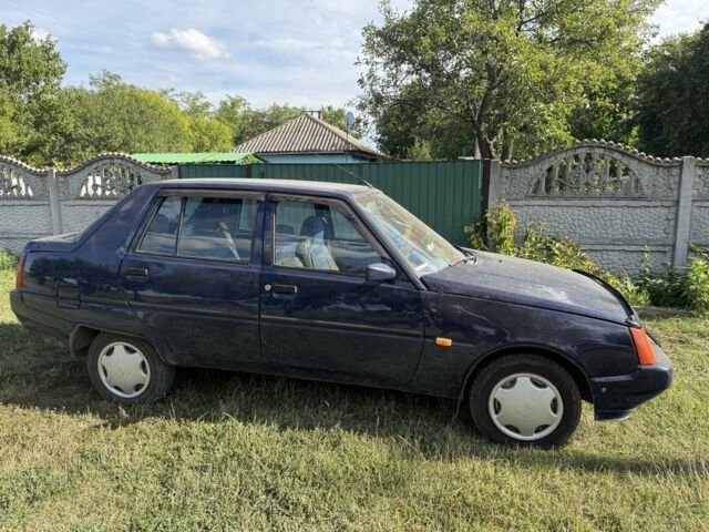 Синий ЗАЗ 1103 Славута, объемом двигателя 1.3 л и пробегом 117 тыс. км за 1500 $, фото 1 на Automoto.ua