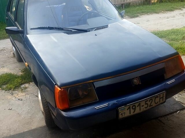Синий ЗАЗ 1103 Славута, объемом двигателя 1.2 л и пробегом 100 тыс. км за 300 $, фото 1 на Automoto.ua