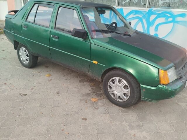 Зелений ЗАЗ 1103 Славута, об'ємом двигуна 1.2 л та пробігом 247 тис. км за 600 $, фото 1 на Automoto.ua