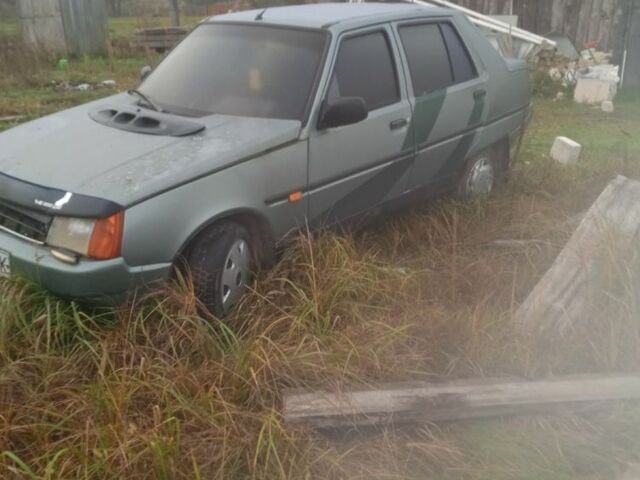 Зелений ЗАЗ 1103 Славута, об'ємом двигуна 1.2 л та пробігом 193 тис. км за 370 $, фото 1 на Automoto.ua