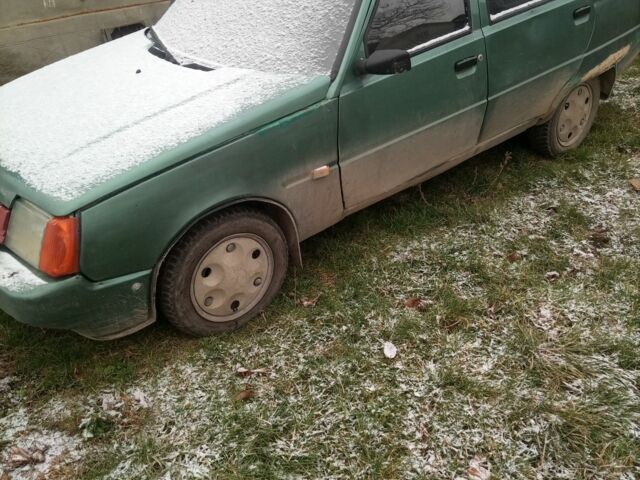 Зеленый ЗАЗ 1103 Славута, объемом двигателя 1.2 л и пробегом 250 тыс. км за 600 $, фото 1 на Automoto.ua