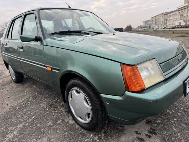 Зелений ЗАЗ 1103 Славута, об'ємом двигуна 1.2 л та пробігом 55 тис. км за 999 $, фото 1 на Automoto.ua