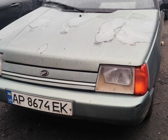 Зеленый ЗАЗ 1103 Славута, объемом двигателя 1.2 л и пробегом 200 тыс. км за 900 $, фото 1 на Automoto.ua