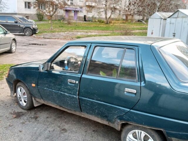 Зелений ЗАЗ 1103 Славута, об'ємом двигуна 1 л та пробігом 133 тис. км за 700 $, фото 1 на Automoto.ua