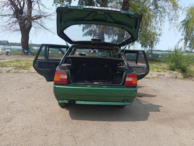 Зелений ЗАЗ 1103 Славута, об'ємом двигуна 1.2 л та пробігом 100 тис. км за 1150 $, фото 1 на Automoto.ua