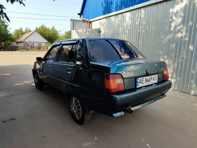 Зелений ЗАЗ 1103 Славута, об'ємом двигуна 1.2 л та пробігом 190 тис. км за 1000 $, фото 1 на Automoto.ua