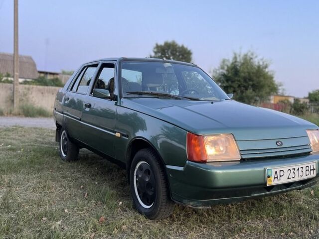Зеленый ЗАЗ 1103 Славута, объемом двигателя 1.3 л и пробегом 240 тыс. км за 726 $, фото 1 на Automoto.ua