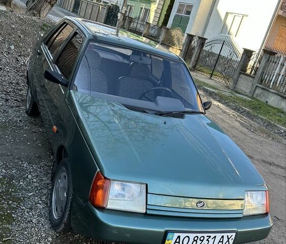 Зеленый ЗАЗ 1103 Славута, объемом двигателя 1.3 л и пробегом 84 тыс. км за 1199 $, фото 1 на Automoto.ua