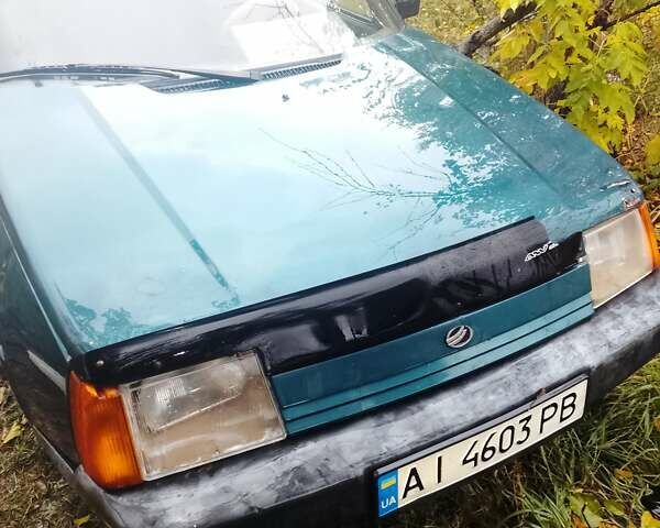 Зеленый ЗАЗ 1103 Славута, объемом двигателя 1.1 л и пробегом 187 тыс. км за 900 $, фото 1 на Automoto.ua