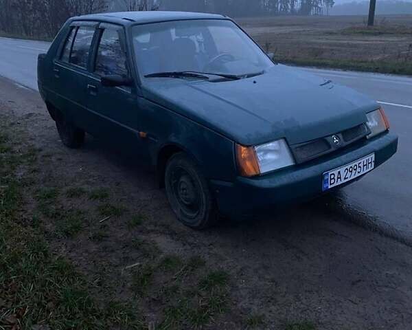 Зеленый ЗАЗ 1103 Славута, объемом двигателя 1.2 л и пробегом 182 тыс. км за 875 $, фото 1 на Automoto.ua