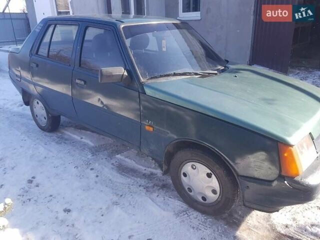 Зеленый ЗАЗ 1103 Славута, объемом двигателя 1.2 л и пробегом 150 тыс. км за 576 $, фото 1 на Automoto.ua