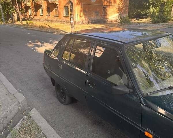Зеленый ЗАЗ 1103 Славута, объемом двигателя 1.1 л и пробегом 200 тыс. км за 606 $, фото 1 на Automoto.ua