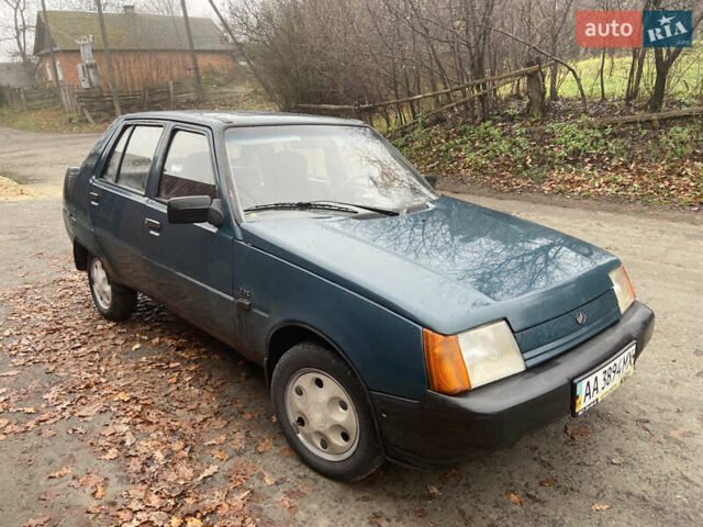 Зеленый ЗАЗ 1103 Славута, объемом двигателя 1.2 л и пробегом 148 тыс. км за 1200 $, фото 1 на Automoto.ua